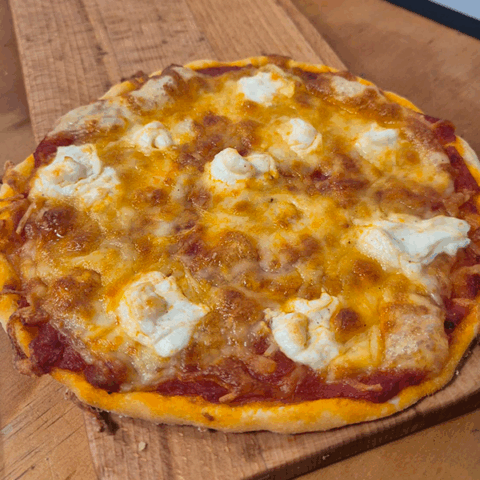 mini pizza 3 quesos